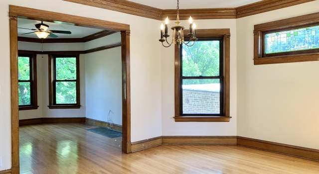 Photo of 5914 N Magnolia Ave, Chicago, IL 60660