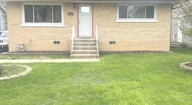 Photo of 3924 N Park St, Westmont, IL 60559