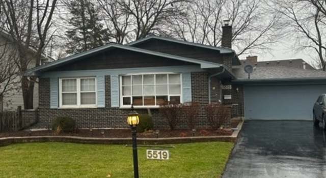 Photo of 5519 Cumnor Rd, Downers Grove, IL 60516