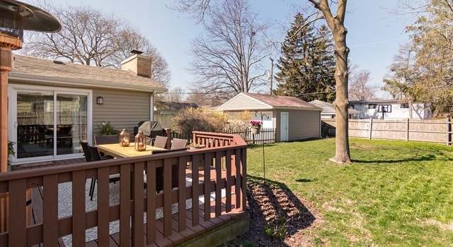 Photo of 226 Lagoon Dr, Northfield, IL 60093