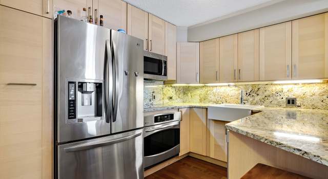 Photo of 33 W Delaware Pl Unit 6H, Chicago, IL 60610