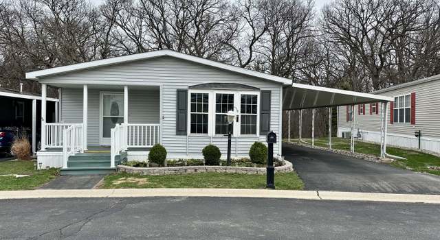 Photo of 217 Forestview Dr, Crystal Lake, IL 60014