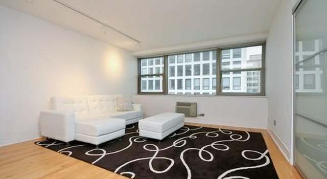 Photo of 253 E Delaware Pl Unit 21C, Chicago, IL 60611