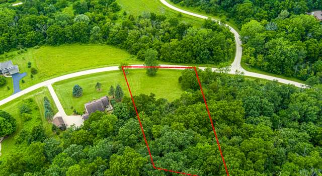 Photo of 35 Heatherdowns Ln, Galena, IL 61036