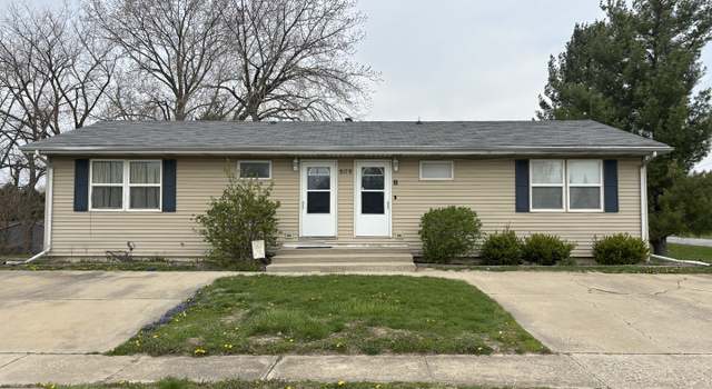 Photo of 609 N Dianne Ln Unit A, Mahomet, IL 61853
