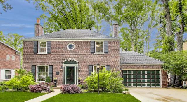 Photo of 6860 N Wildwood Ave, Chicago, IL 60646