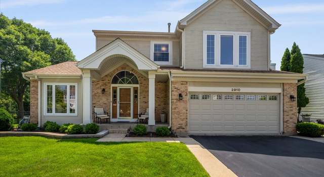 Photo of 3910 Blackberry Dr, Lake In The Hills, IL 60156
