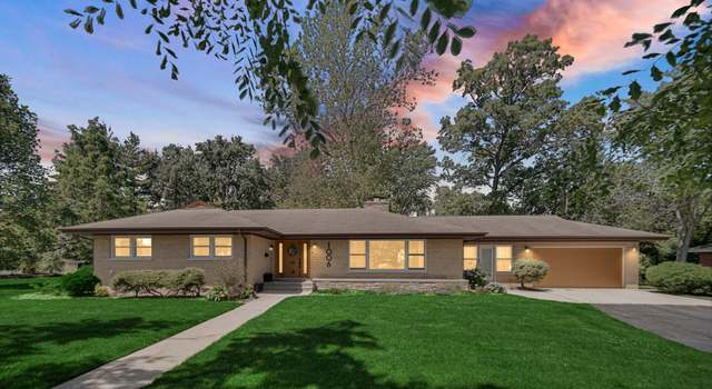 Photo of 1006 Gardner Rd, Flossmoor, IL 60422