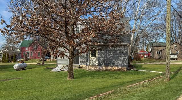 Photo of 103 W Olive St, Mcconnell, IL 61050