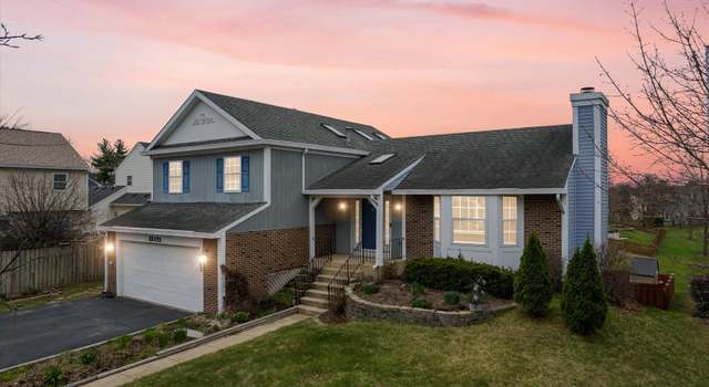 Photo of 2S435 River Oaks Dr, Warrenville, IL 60555