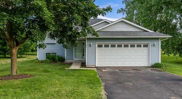 Photo of 411 Benedict Dr SW, Poplar Grove, IL 61065