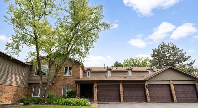 Photo of 972 West Ct Unit C, Naperville, IL 60563