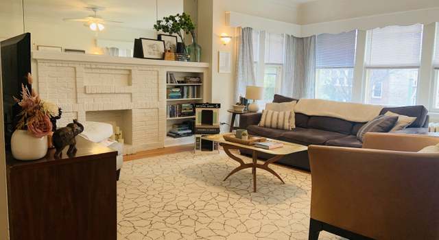 Photo of 6712 N Maplewood Ave, Chicago, IL 60645