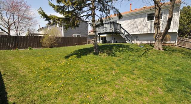 Photo of 1145 Singleton Dr, Roselle, IL 60172