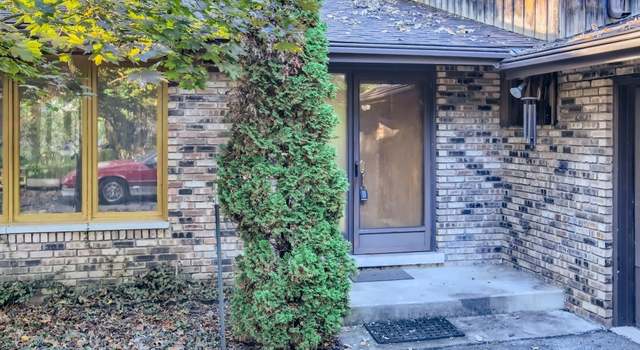 Photo of 8830 W 102nd St, Palos Hills, IL 60465