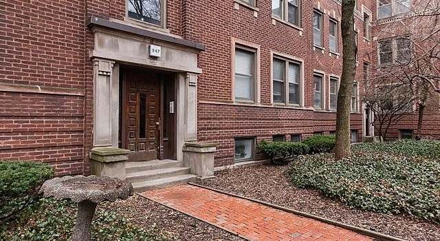 Photo of 847 W Barry Ave Unit 1A, Chicago, IL 60657