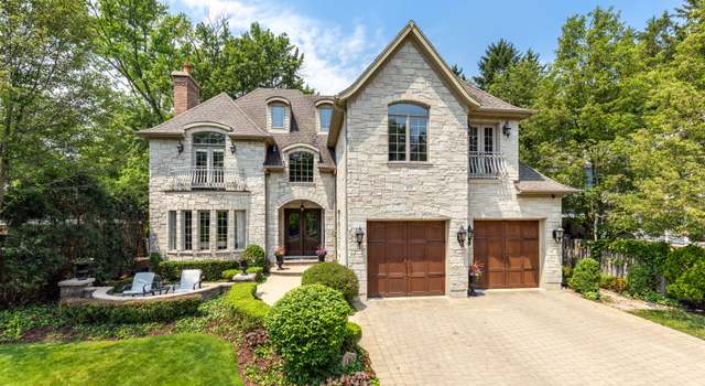Photo of 655 Thornwood Dr, Naperville, IL 60540