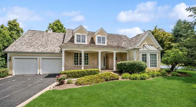 Photo of 775 S Camelot Ct, Lake Forest, IL 60045