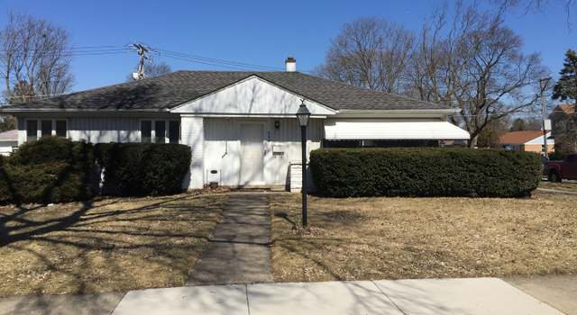 Photo of 888 E Algonquin Rd, Des Plaines, IL 60016
