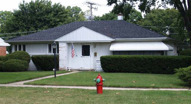 Photo of 888 E Algonquin Rd, Des Plaines, IL 60016
