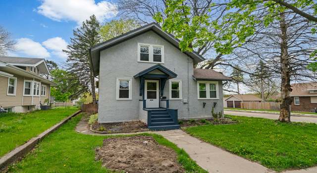 Photo of 520 Shaw St, Rockford, IL 61104
