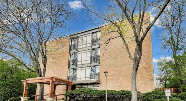 Photo of 5830 Oakwood Dr Unit 4H, Lisle, IL 60532