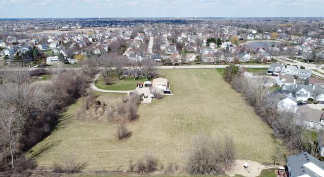 Photo of 9103 Miller Rd, Lake In The Hills, IL 60156