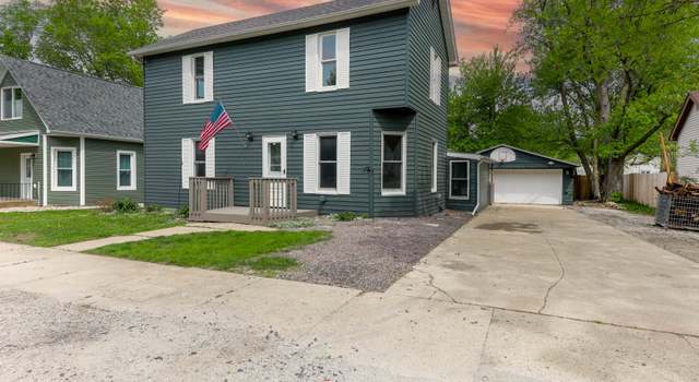 Photo of 114 W Columbia St, Danvers, IL 61732