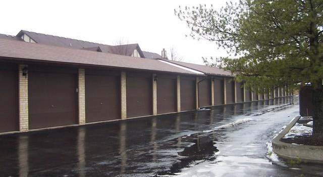Photo of 17951 Royal Oak Ct Unit 1S, Tinley Park, IL 60477