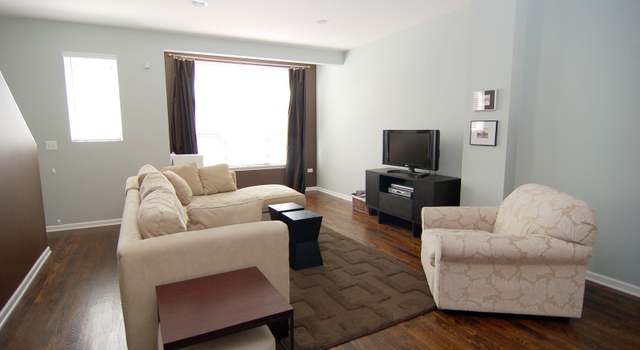 Photo of 3214 N KILBOURN Ave #4, Chicago, IL 60641
