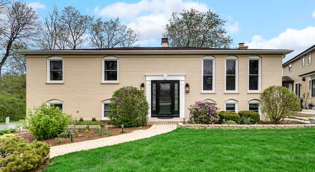 Photo of 1214 Laurel Ct, Downers Grove, IL 60515