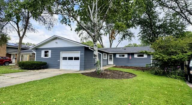 Photo of 633 Seneca Dr, Aurora, IL 60506