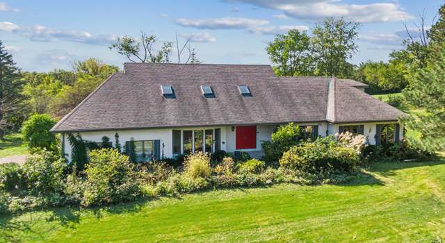 Photo of 96 Old Creek Rd, Palos Park, IL 60464