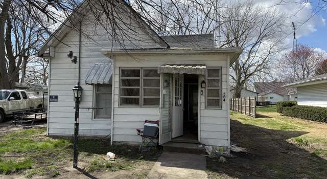 Photo of 504 S Broadway St, Newman, IL 61942
