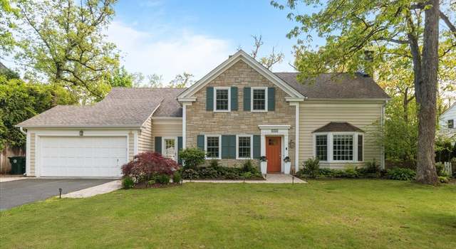 Photo of 409 Crescent Dr, Lake Bluff, IL 60044