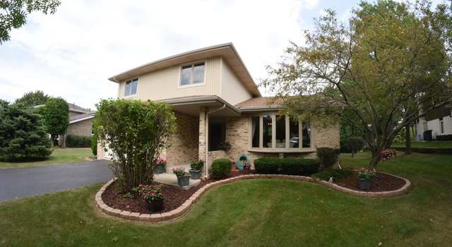 Photo of 14487 Creek Crossing Dr, Orland Park, IL 60467