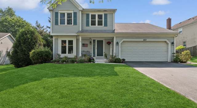 Photo of 253 Foxmoor Rd, Fox River Grove, IL 60021