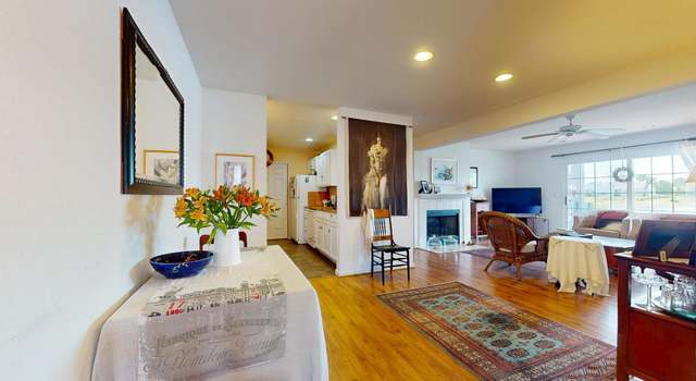 Photo of 2408 Windward Blvd #106, Champaign, IL 61821