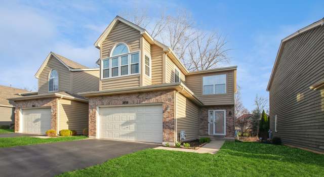 Photo of 1859 Tamahawk Ln, Naperville, IL 60564