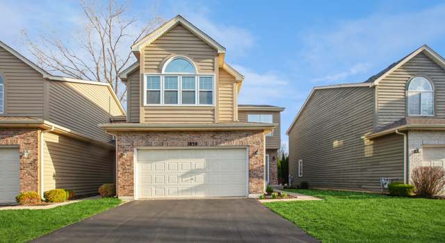 Photo of 1859 Tamahawk Ln, Naperville, IL 60564
