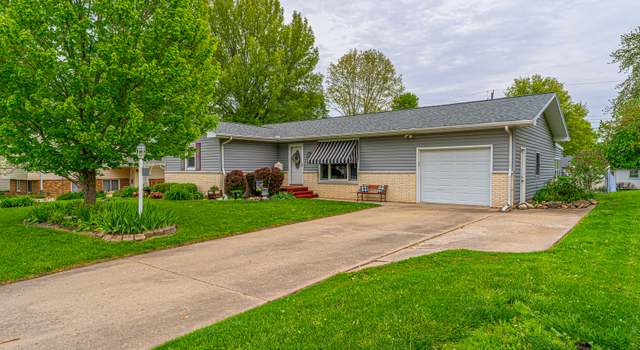 Photo of 18 Rigg Dr, Lincoln, IL 62656