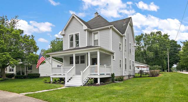 Photo of 211 N Maple St, Grant Park, IL 60940