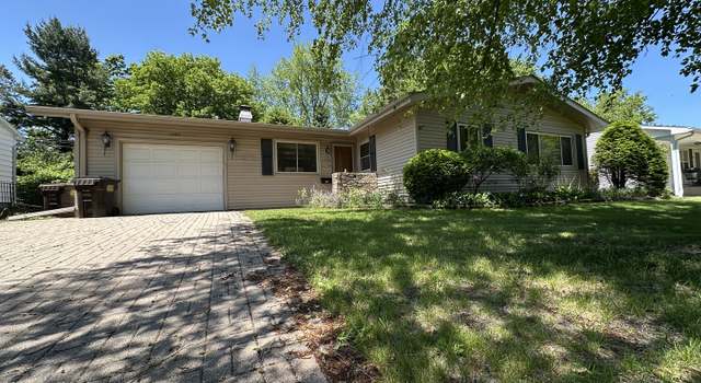 Photo of 1322 Empire Ct, Freeport, IL 61032