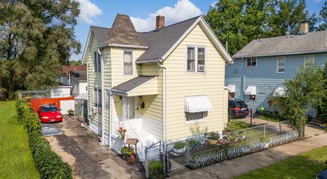 Photo of 305 S Joliet St, Joliet, IL 60436