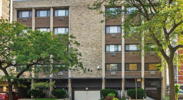 Photo of 6121 N Sheridan Rd Unit 3E, Chicago, IL 60660