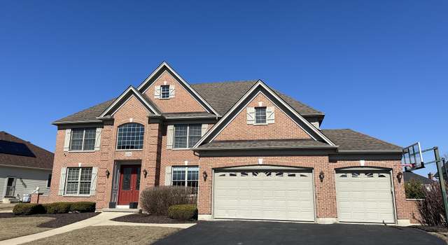 Photo of 40W782 Fox Creek Dr, St. Charles, IL 60175
