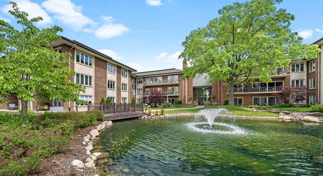 Photo of 4 Oak Brook Club Dr Unit F102, Oak Brook, IL 60523