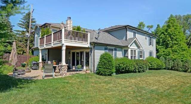 Photo of 427 Ruby St, Clarendon Hills, IL 60514