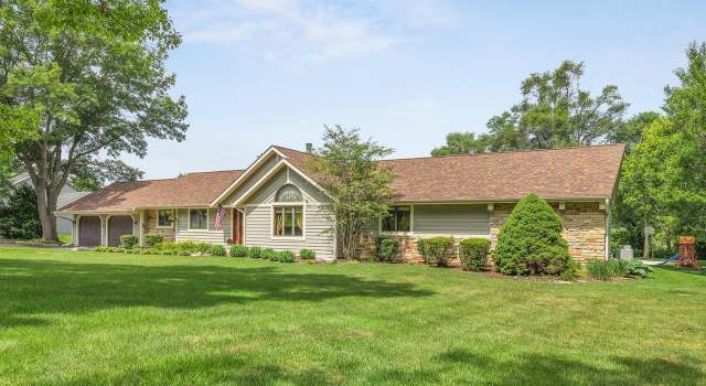 Photo of 12828 Menominee Trl, Roscoe, IL 61073