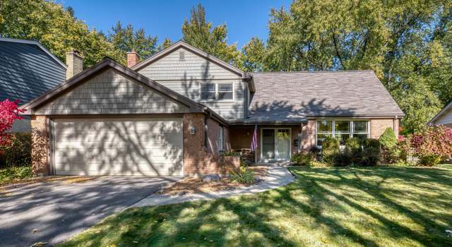Photo of 41 Waxwing Ave, Naperville, IL 60565